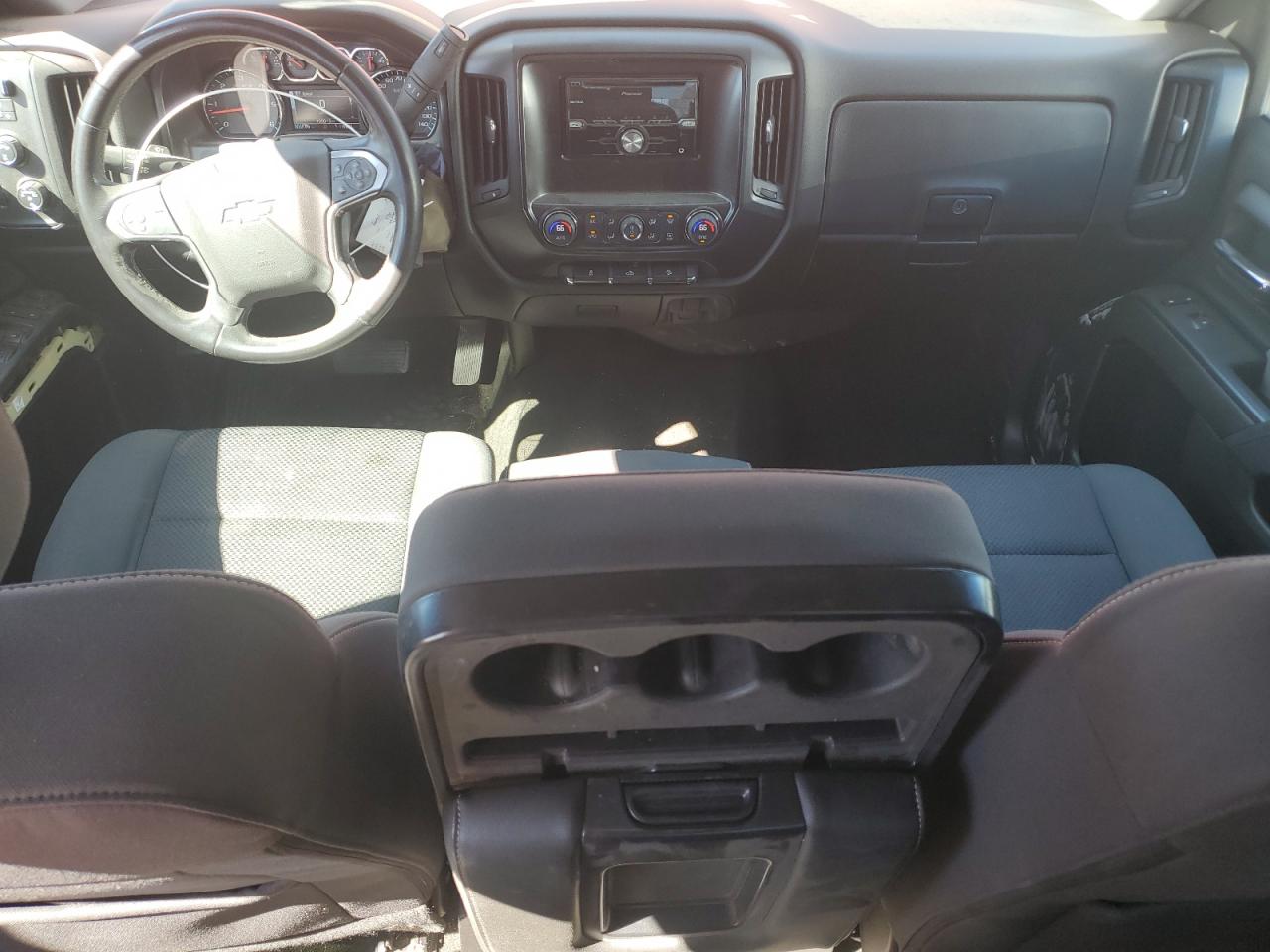 2017 Chevrolet Silverado - Image 8