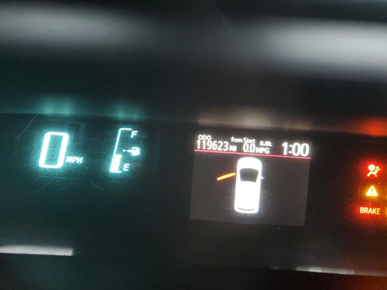 2014 Toyota Prius - Image 9