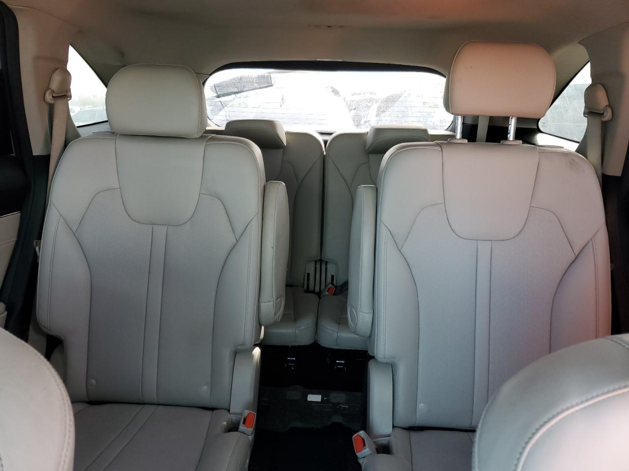 2022 Kia Sorento - Image 10