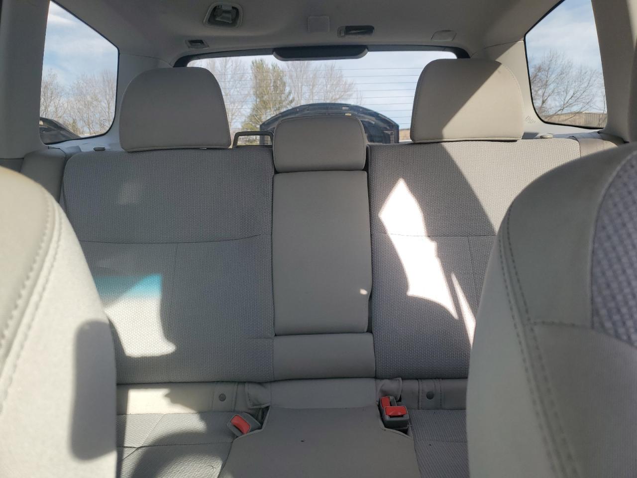 2013 Subaru Forester - Image 10