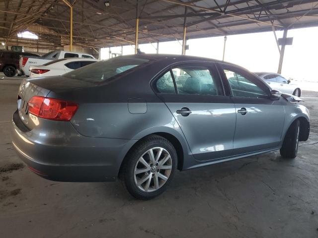 Sedans VOLKSWAGEN JETTA 2012 Szary
