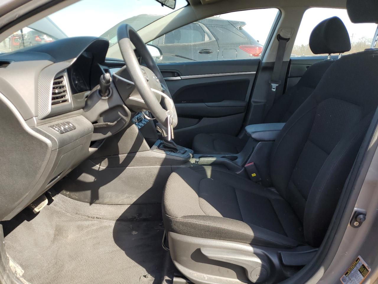 2020 Hyundai Elantra - Image 7