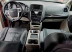 Woodhaven, MI에서 판매 중인 2014 Chrysler Town & Country Touring - Side