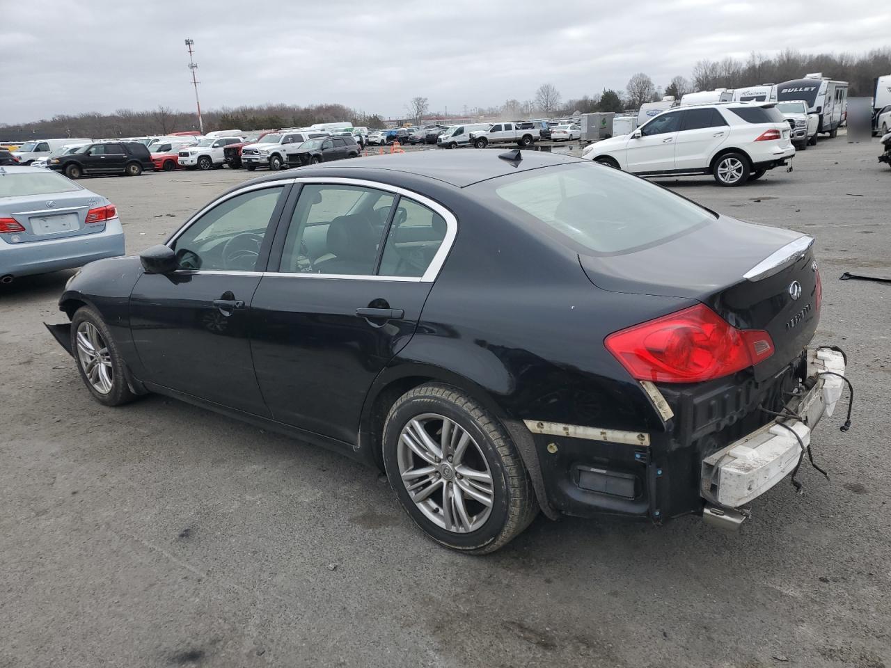 2011 Infiniti G - Image 2