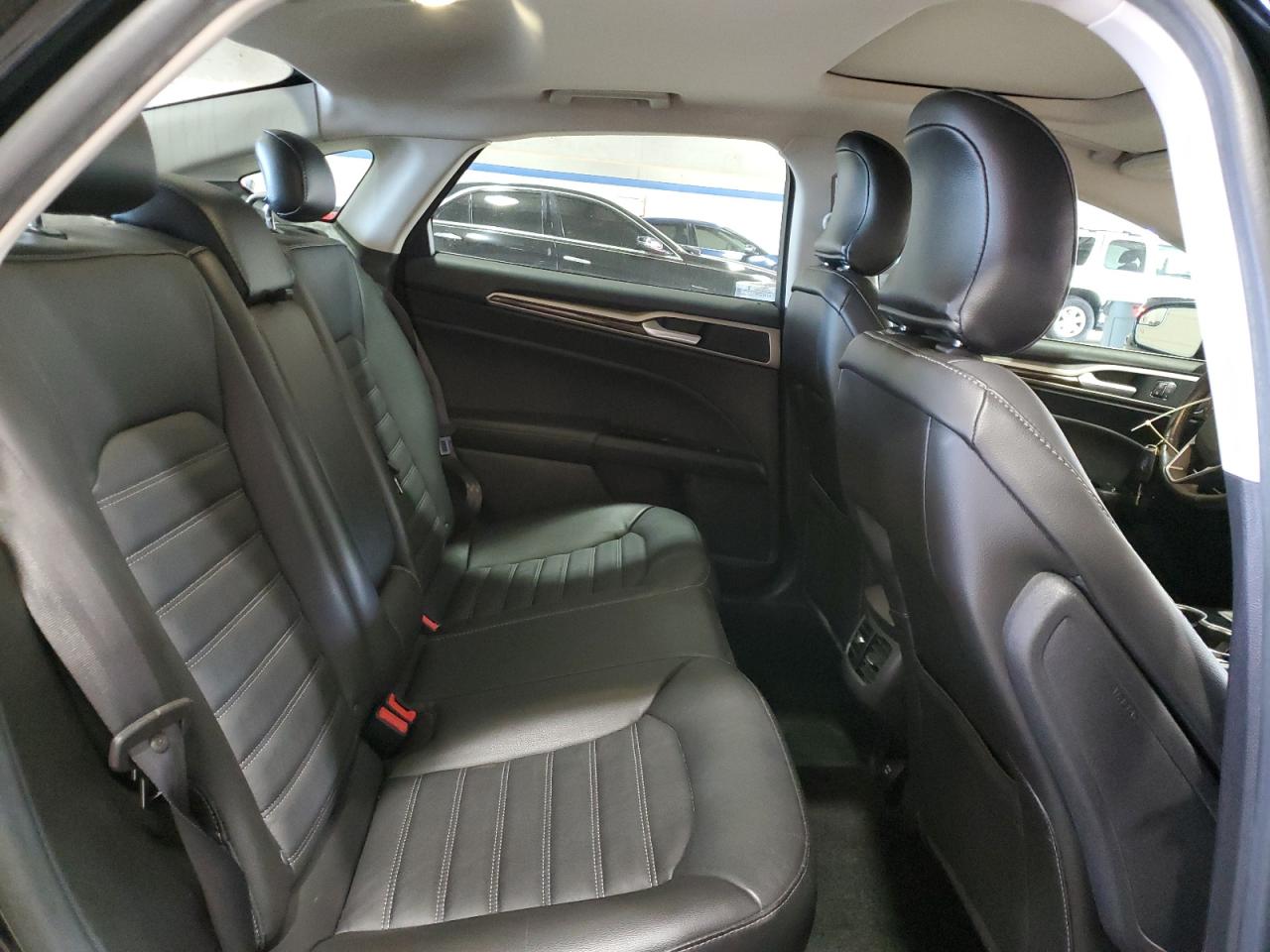 2016 Ford Fusion - Image 11