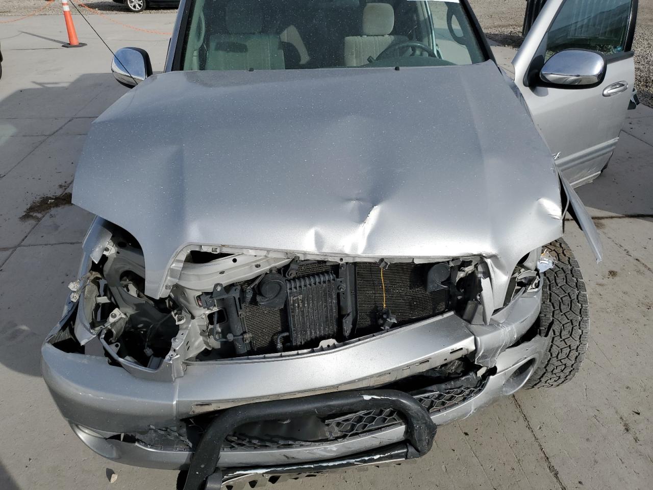 2005 Toyota Tundra - Image 13