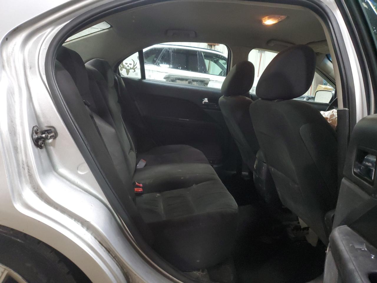 2009 Ford Fusion - Image 10