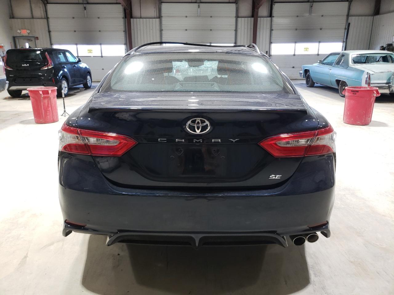 2018 Toyota Camry - Image 6