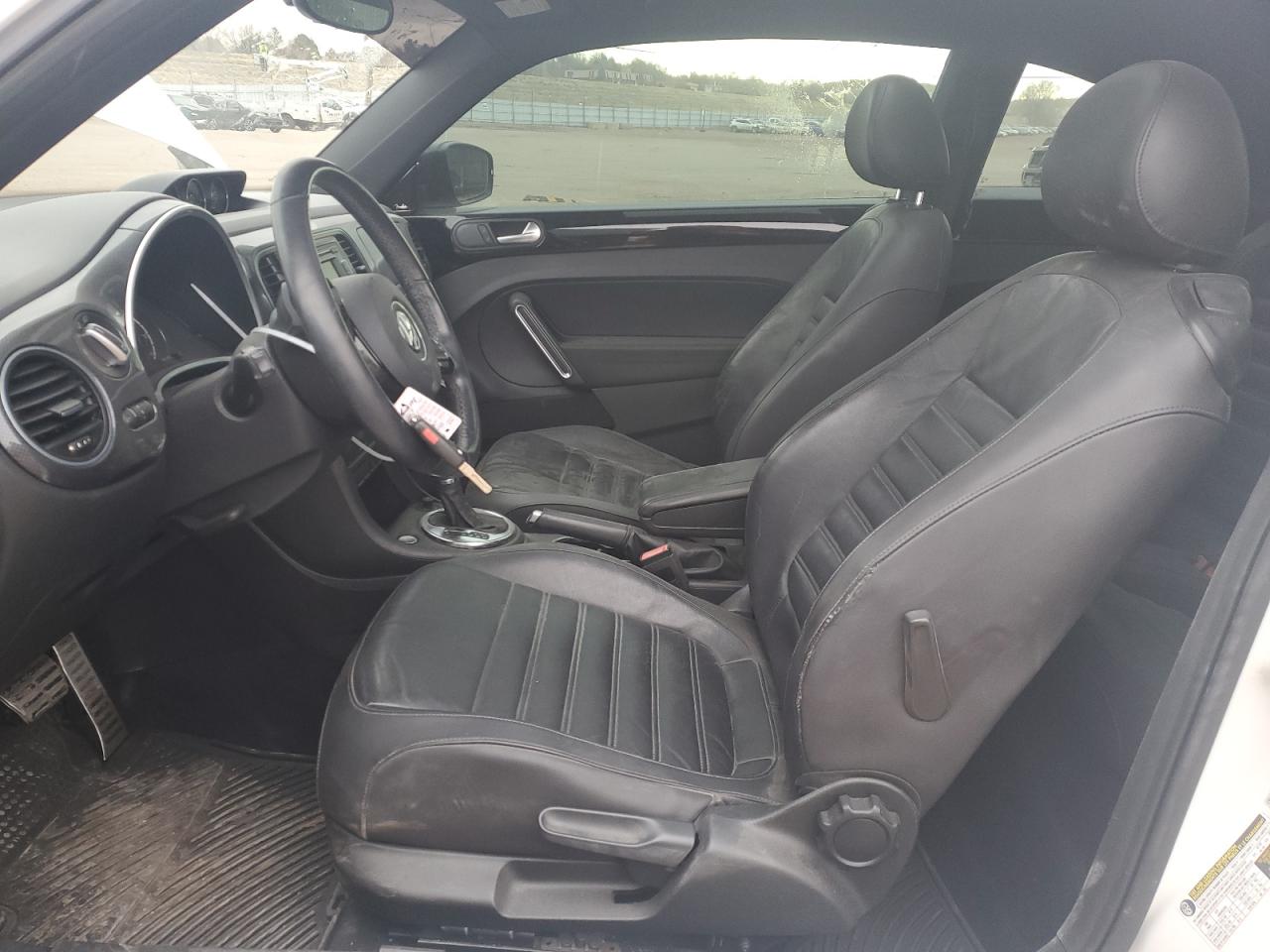 2013 Volkswagen Beetle Turbo VIN: 3VWV67AT0DM657564 Lot: 49089905