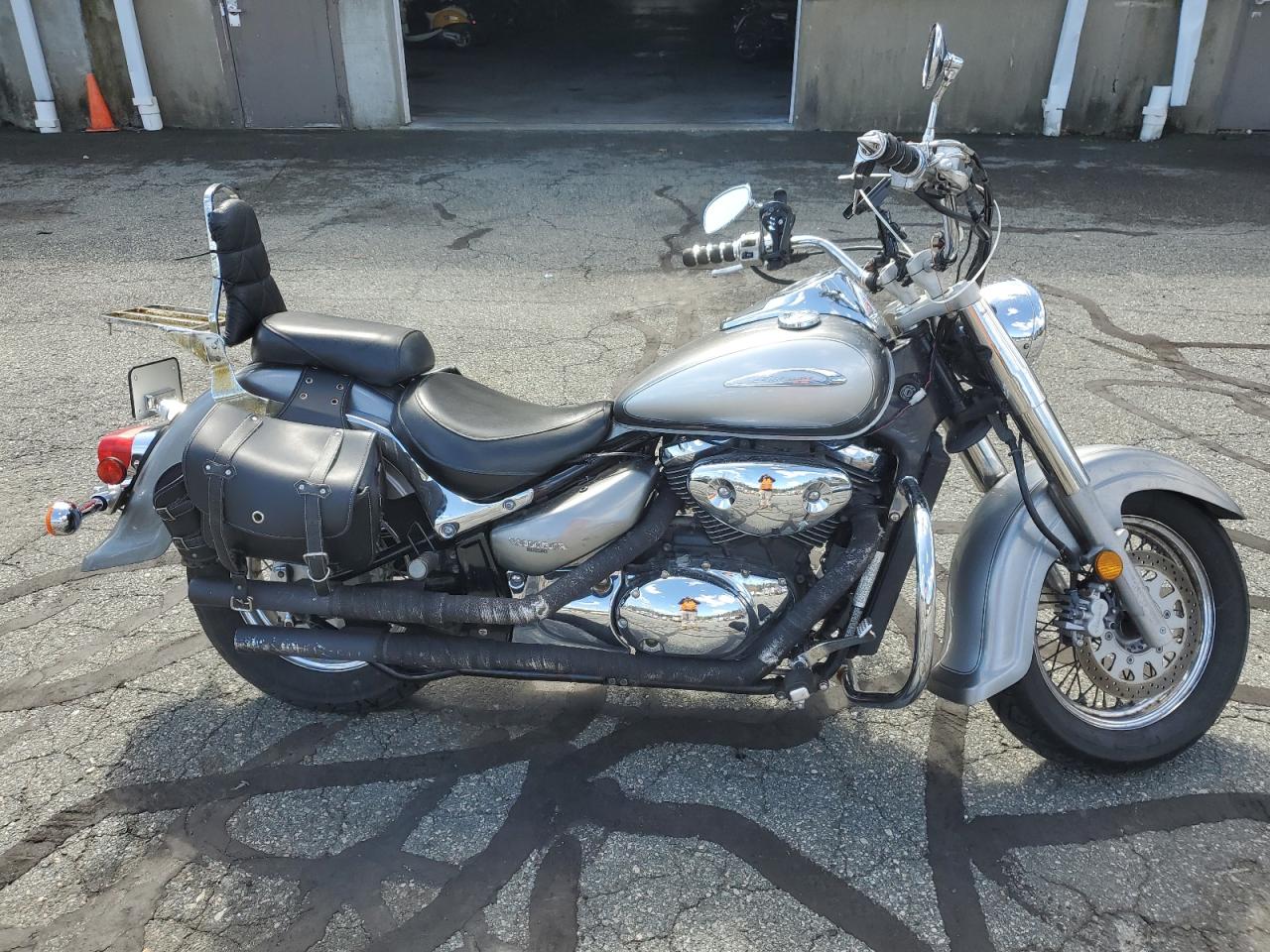 Exeter, RI에서 판매 중인 2002 Suzuki Vl800 - All Over