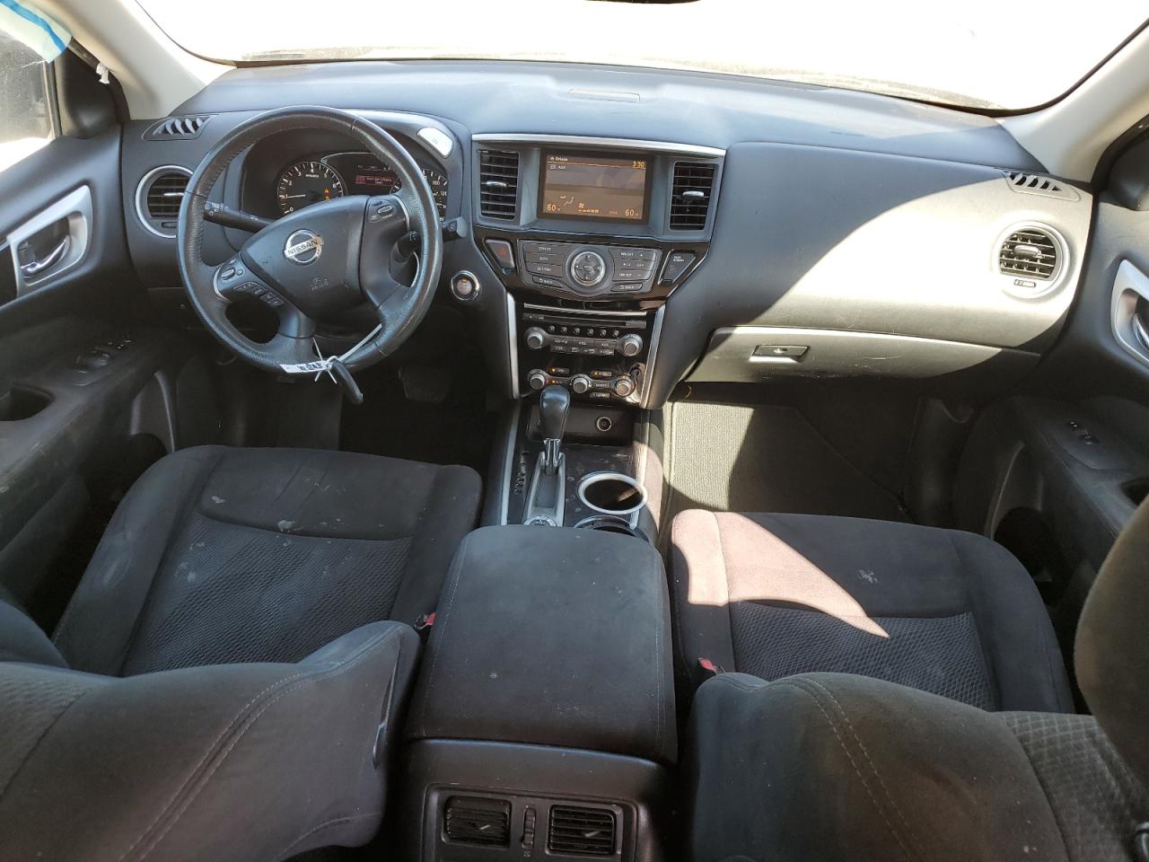 2015 Nissan Pathfinder - Image 8