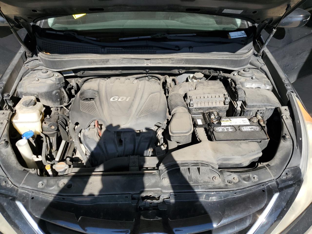 2011 Hyundai Sonata - Image 11