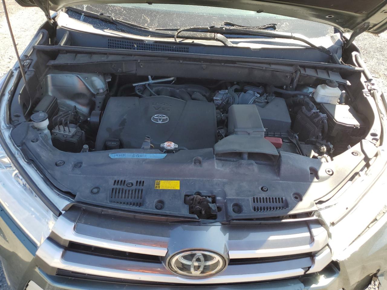 2019 Toyota Highlander - Image 14