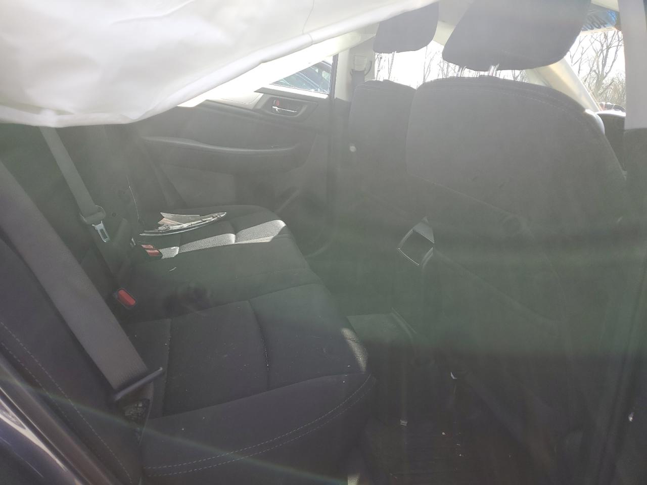 2016 Subaru Legacy - Image 10