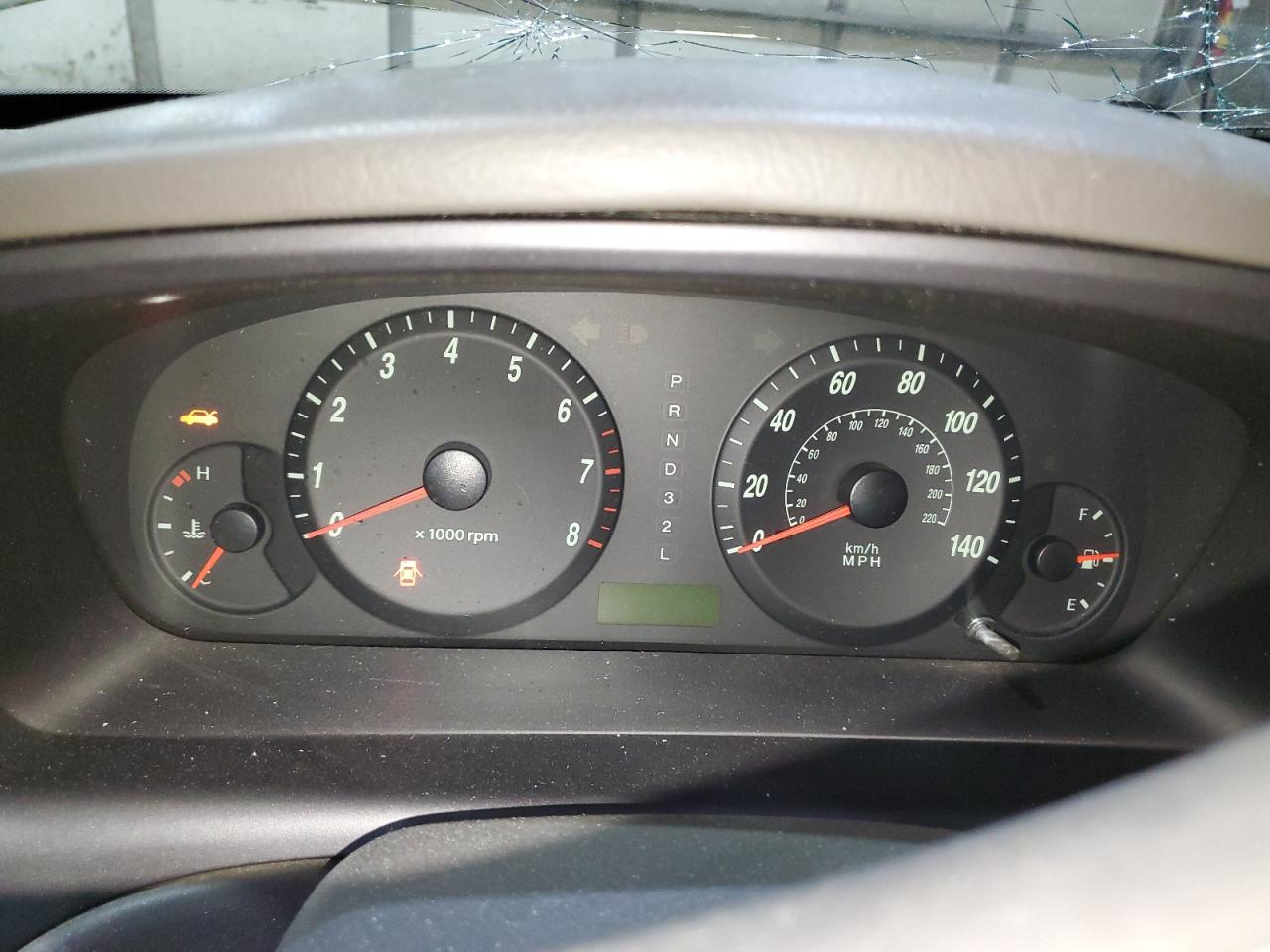 2006 Hyundai Elantra - Image 9