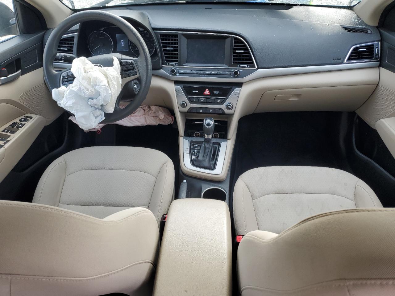 2018 Hyundai Elantra - Image 8