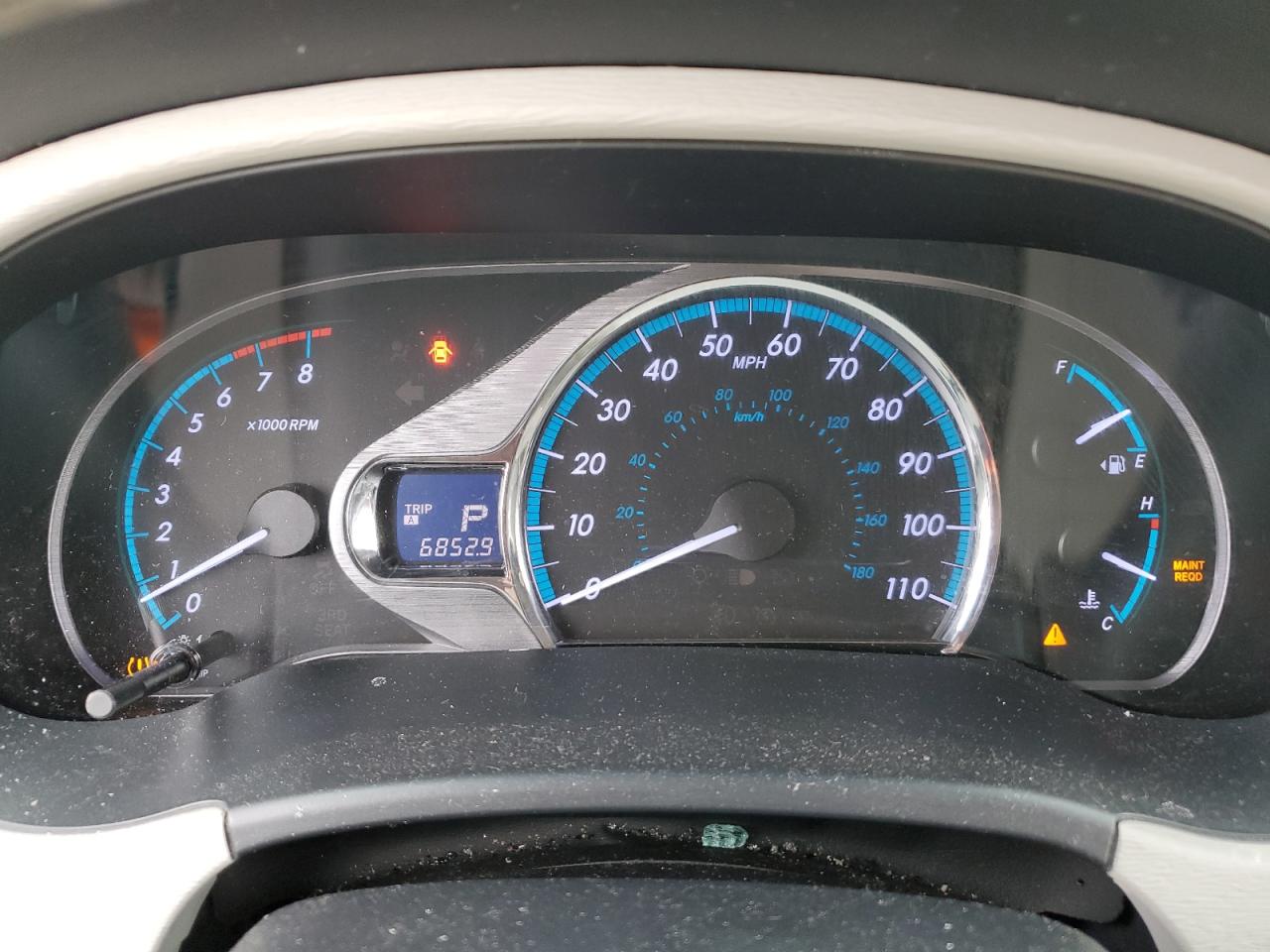 2013 Toyota Sienna - Image 9