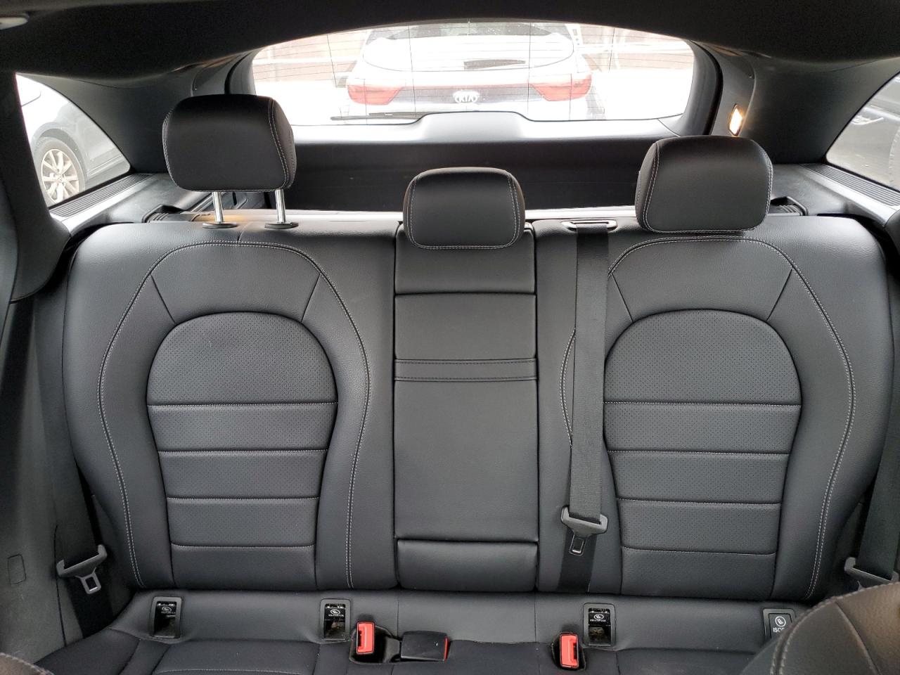 2021 Mercedes-Benz GLC - Image 10
