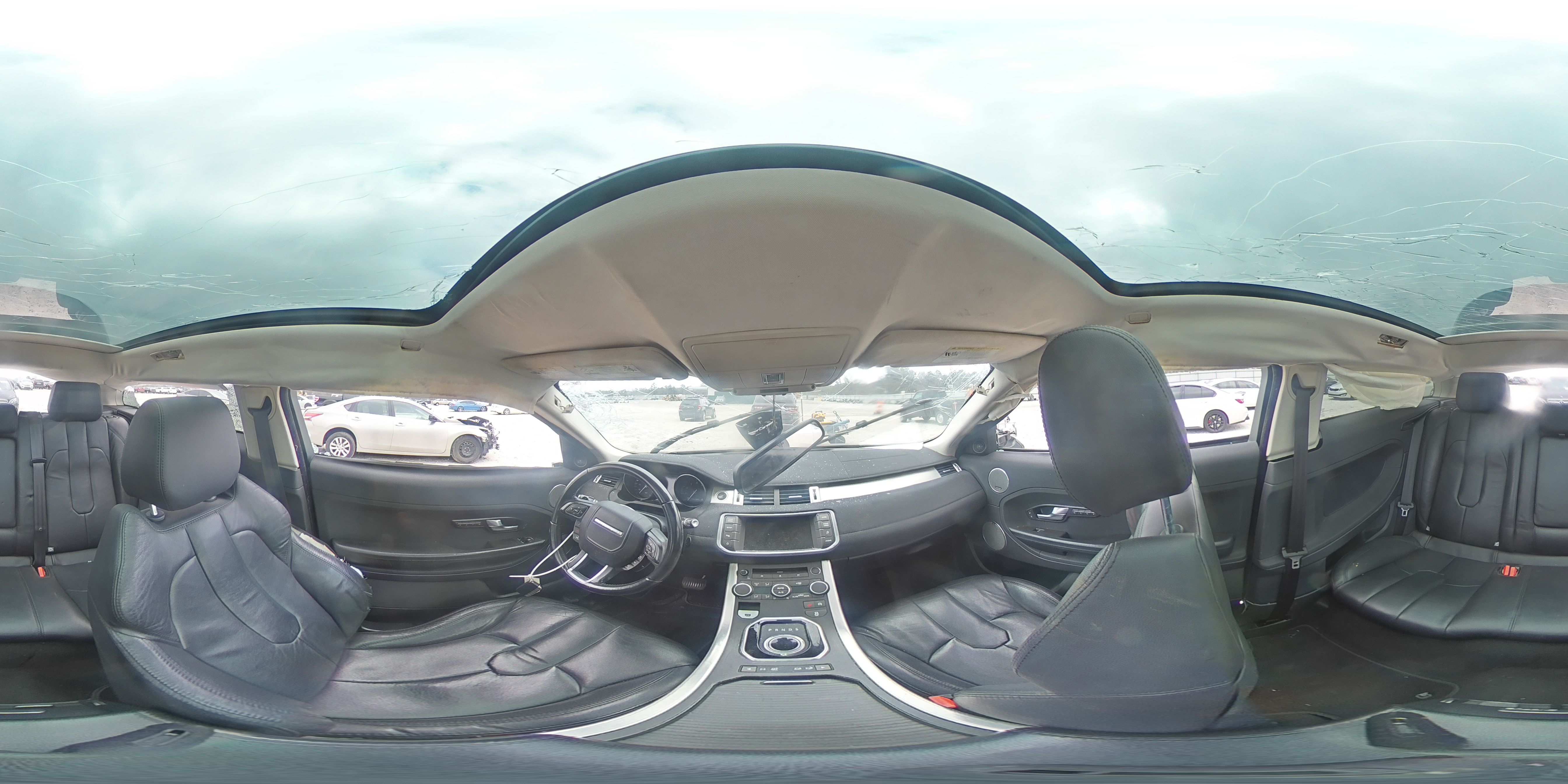 2015 Land Rover Range Rover - Image 14