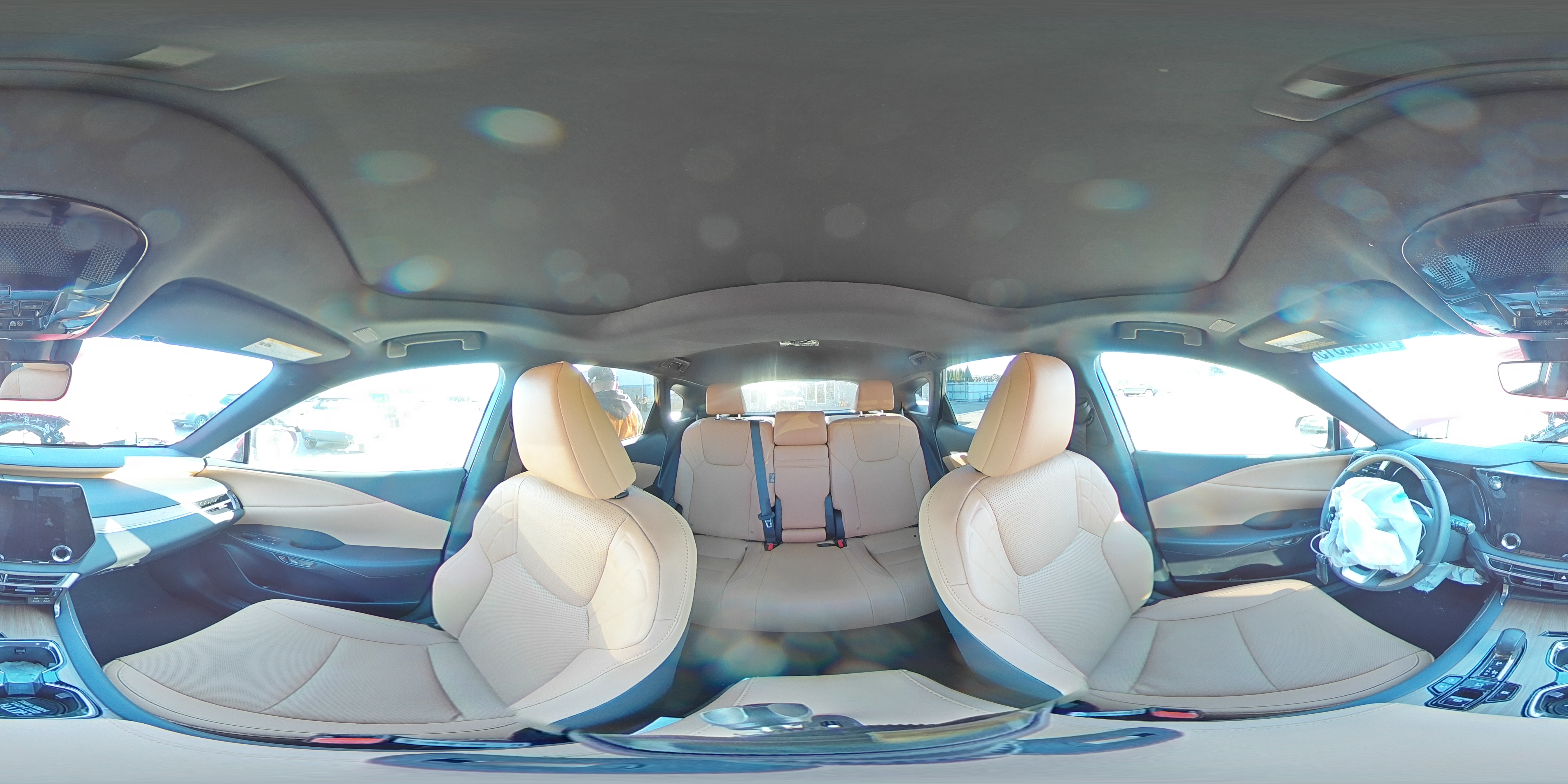 2025 Lexus RX - Image 13