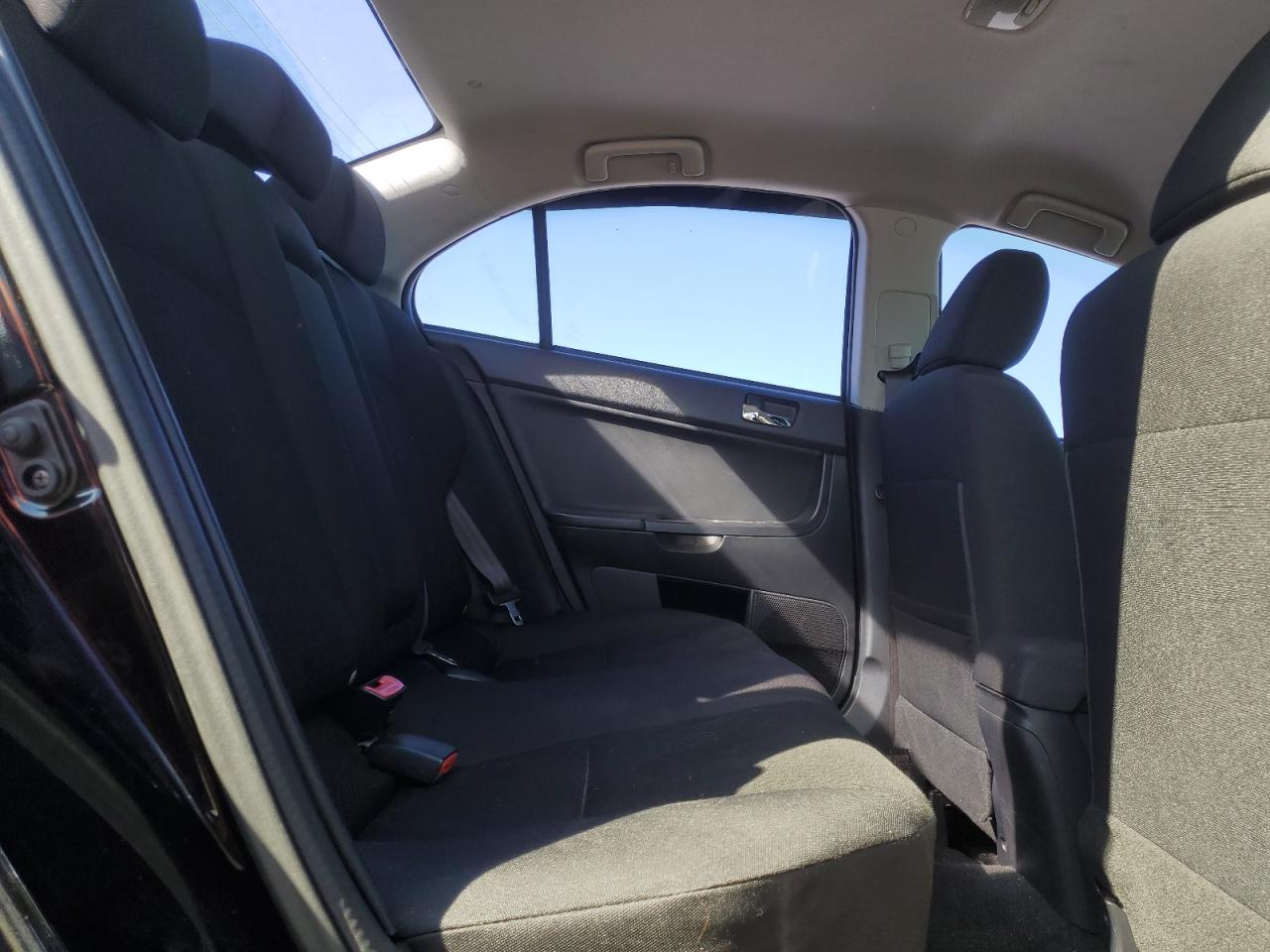 2016 Mitsubishi Lancer - Image 10