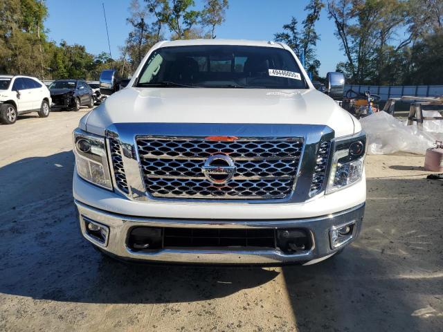  NISSAN TITAN 2018 Білий