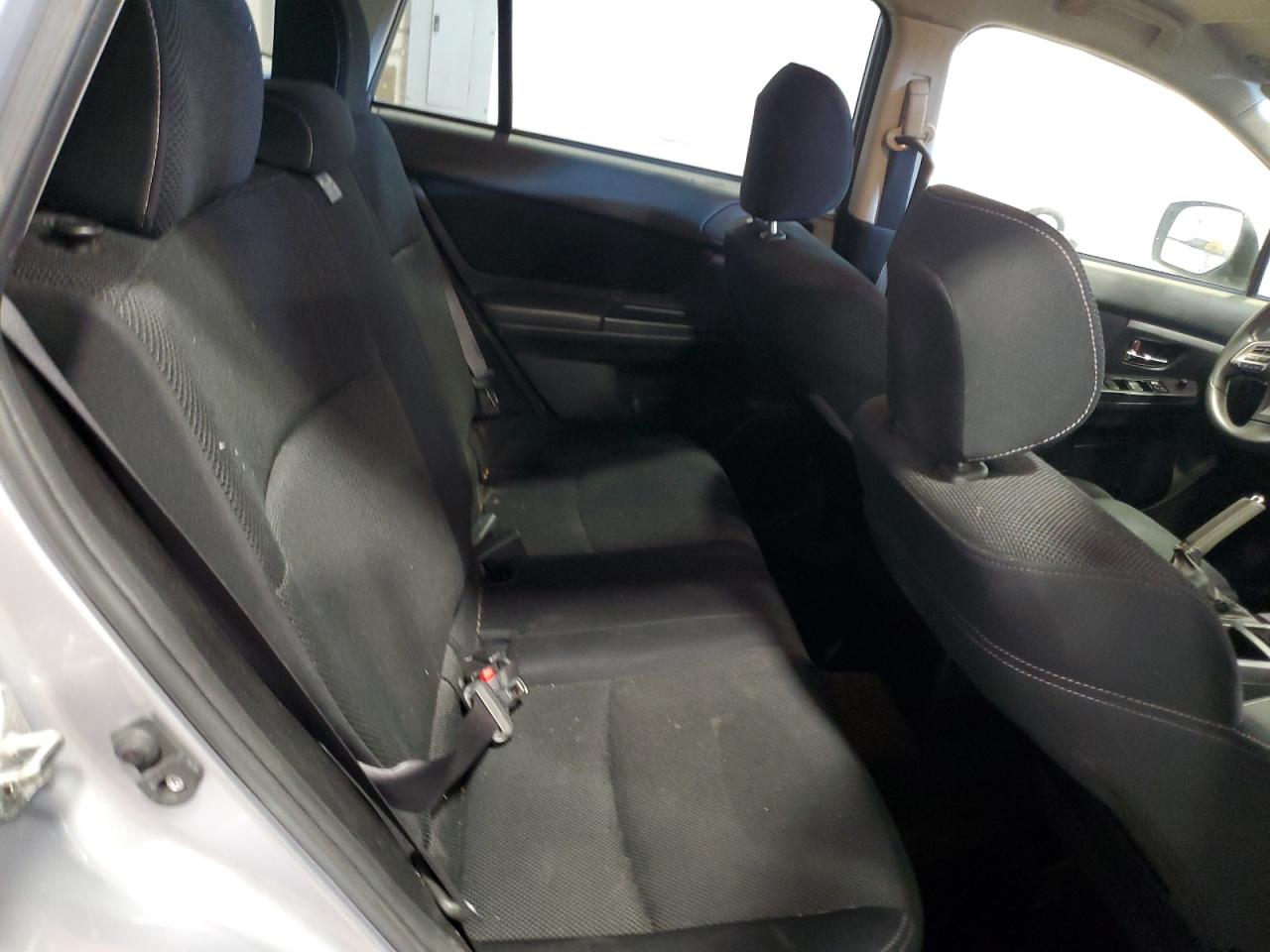 2014 Subaru XV - Image 11