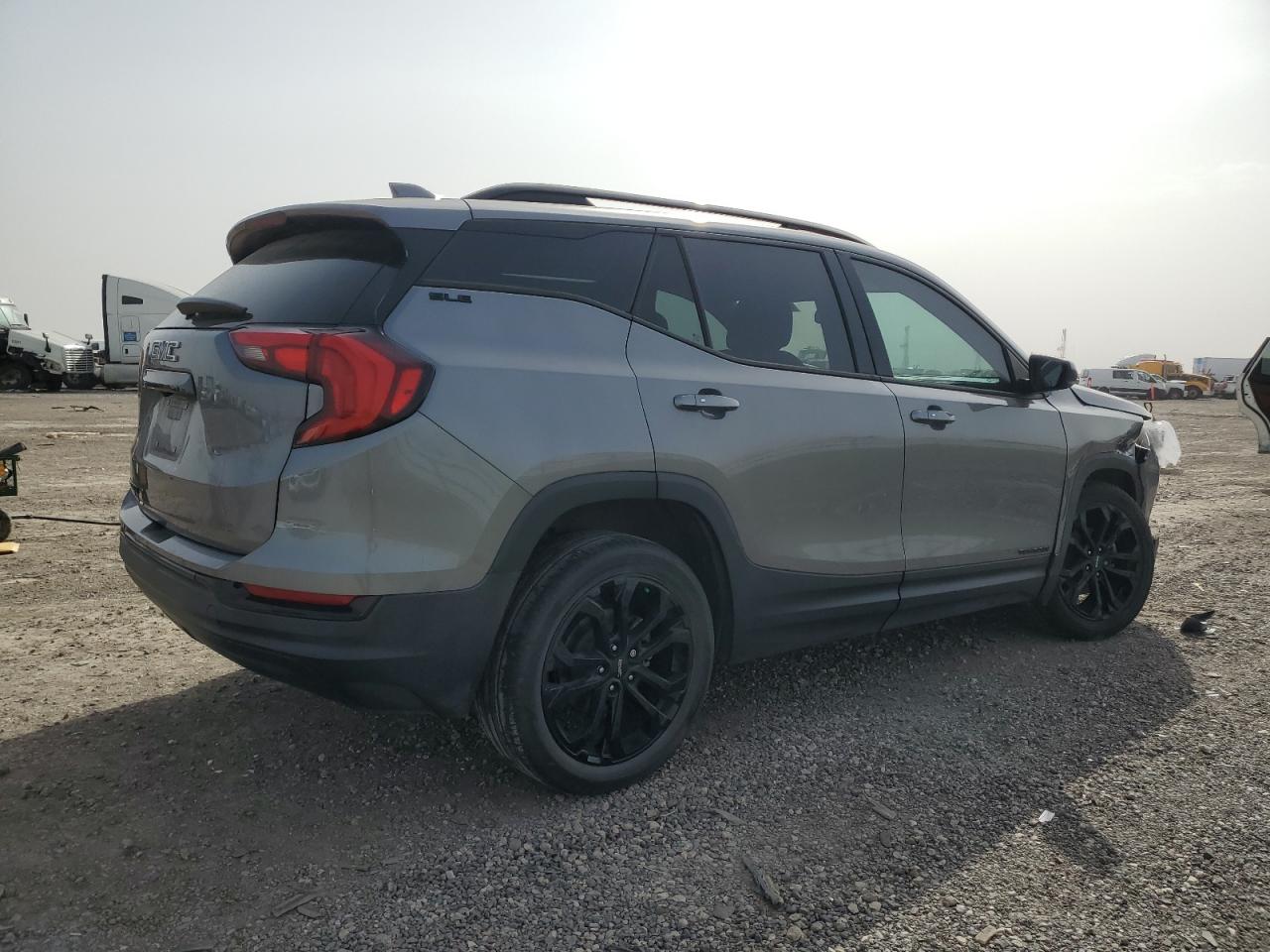 2021 GMC Terrain - Image 3
