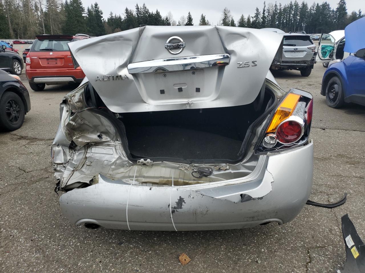 2010 Nissan Altima - Image 6