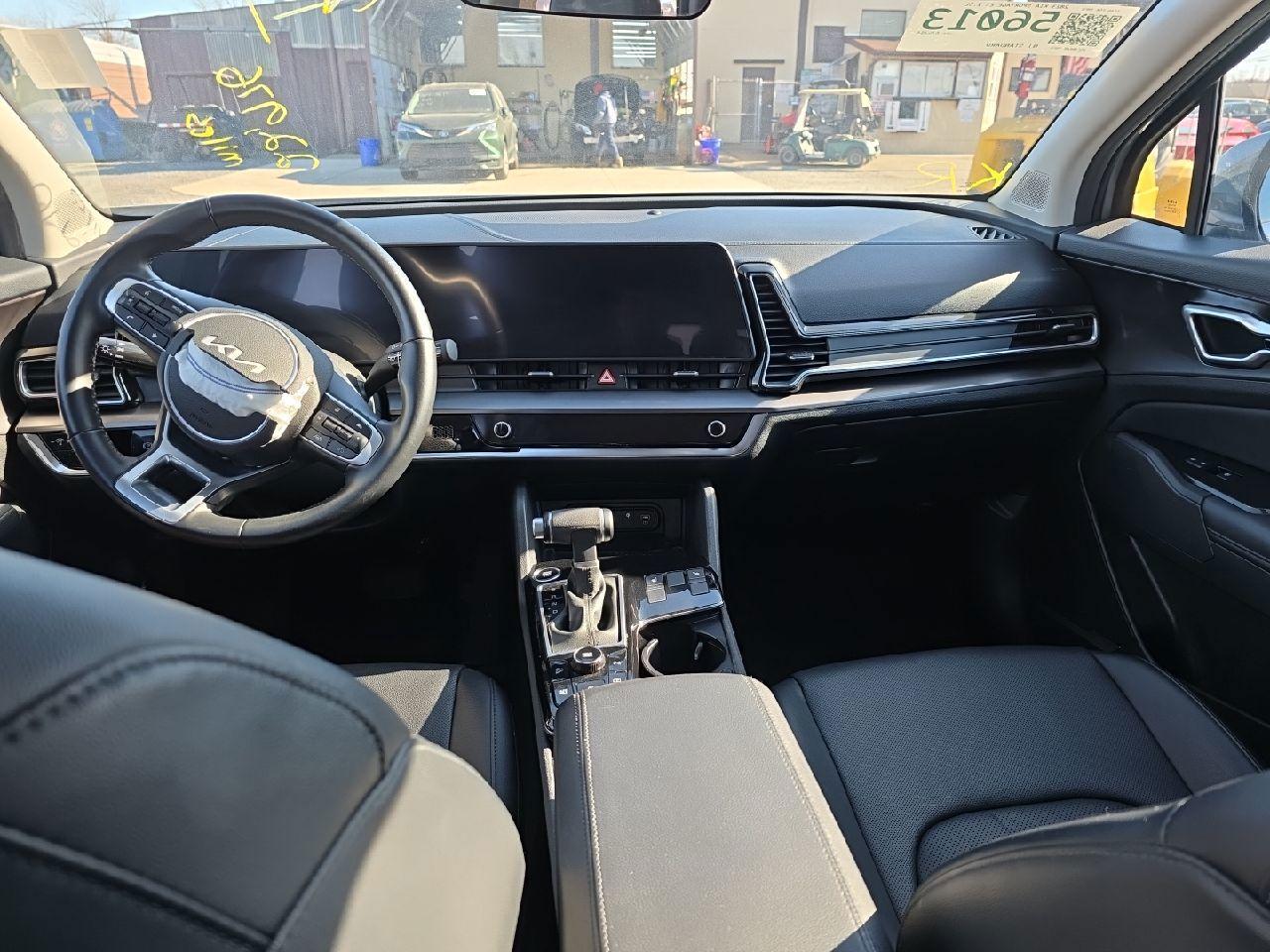 2023 Kia Sportage - Image 9