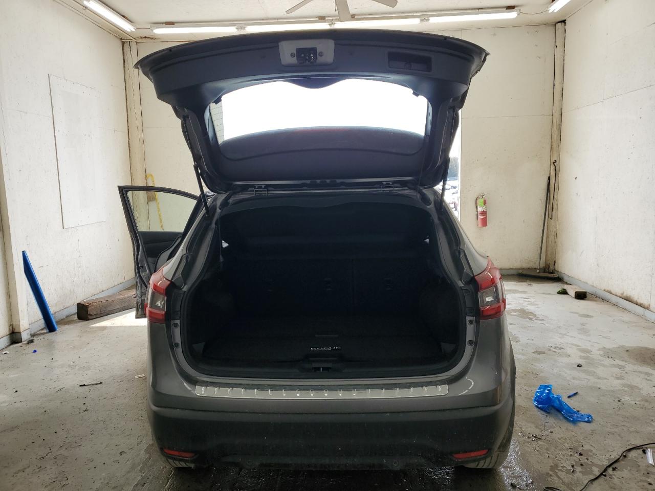 2021 Nissan Rogue - Image 6