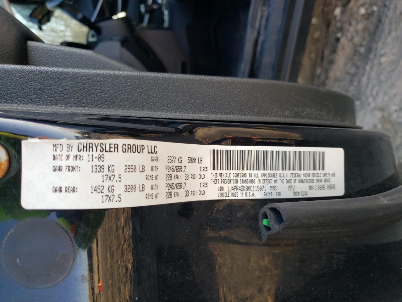 2010 Jeep Grand Cherokee - Image 13