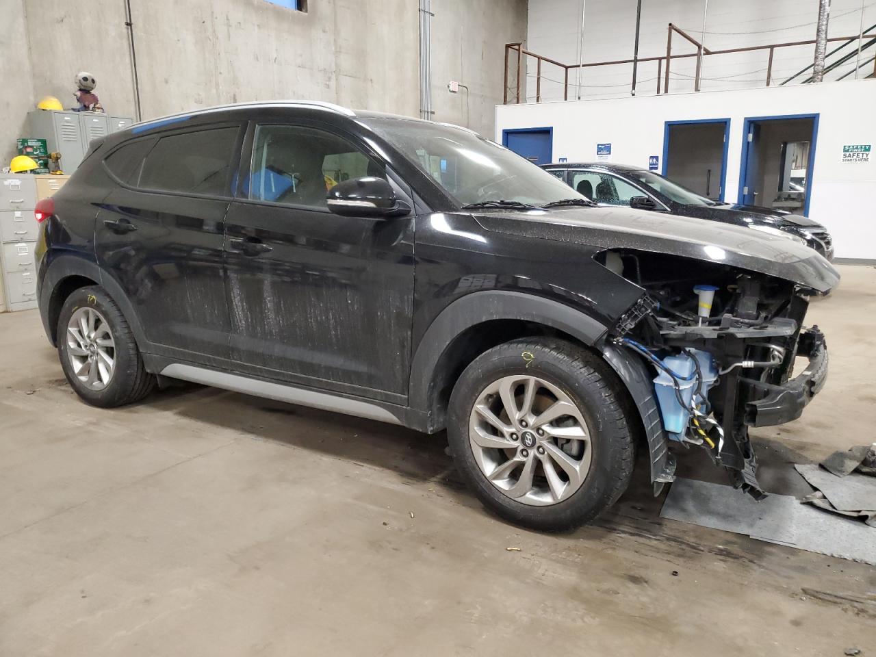 2017 Hyundai Tucson - Image 4