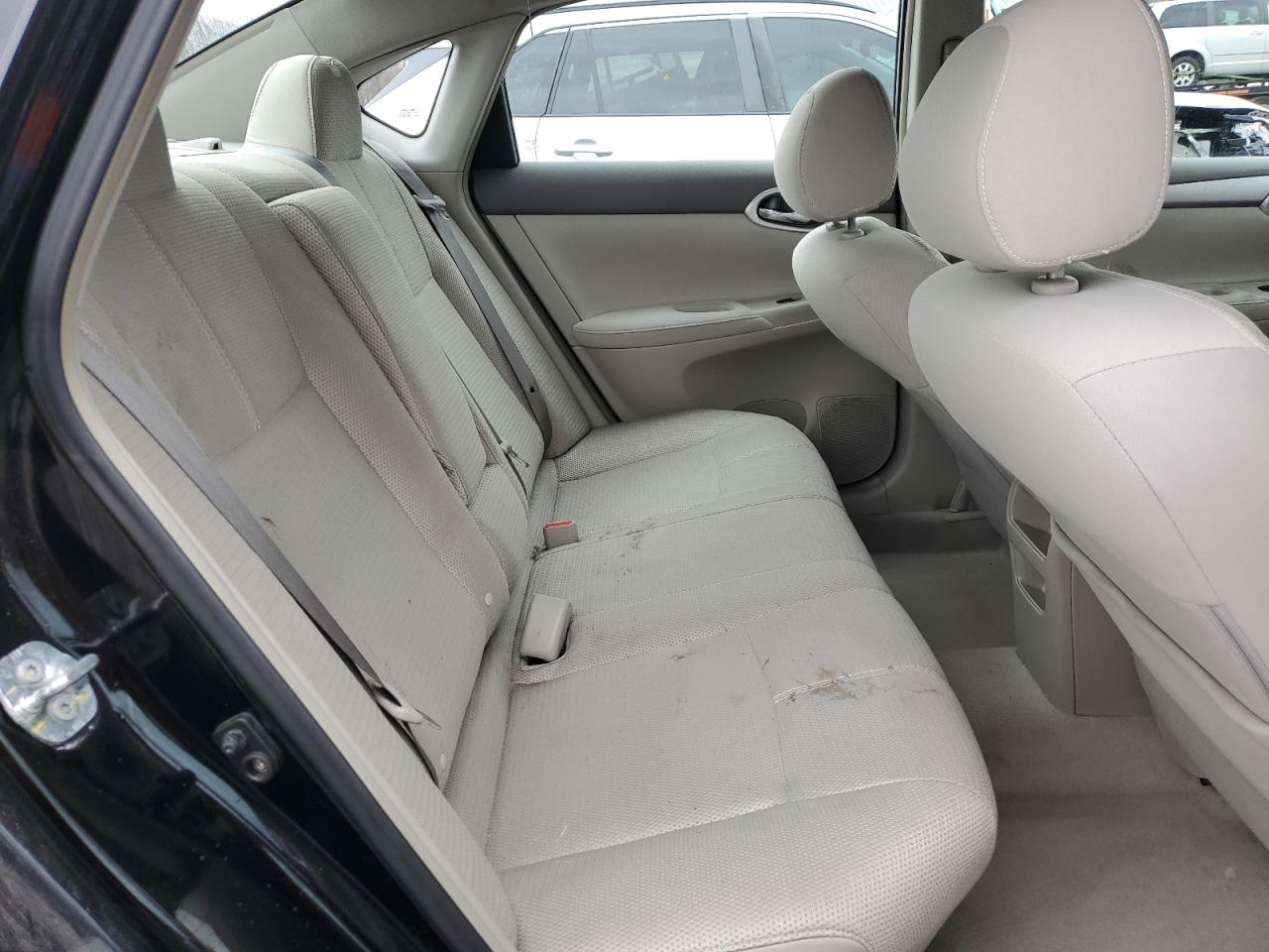 2013 Nissan Sentra - Image 10