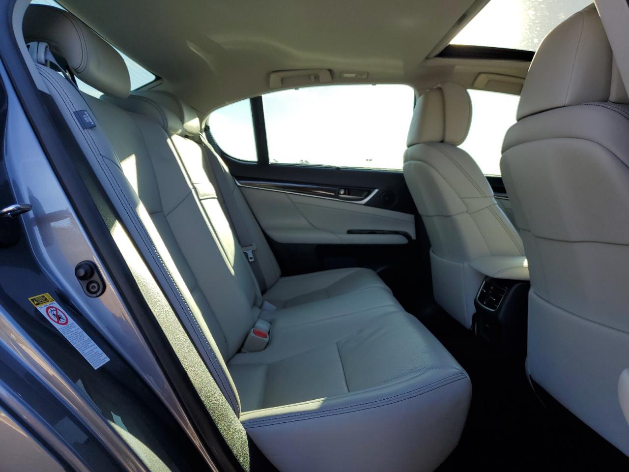 2013 Lexus GS - Image 10