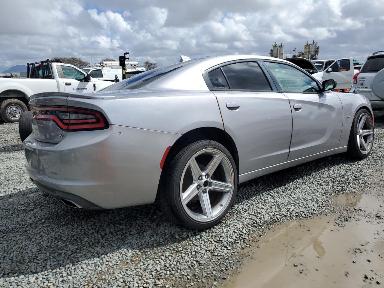 2017 Dodge Charger - Image 3