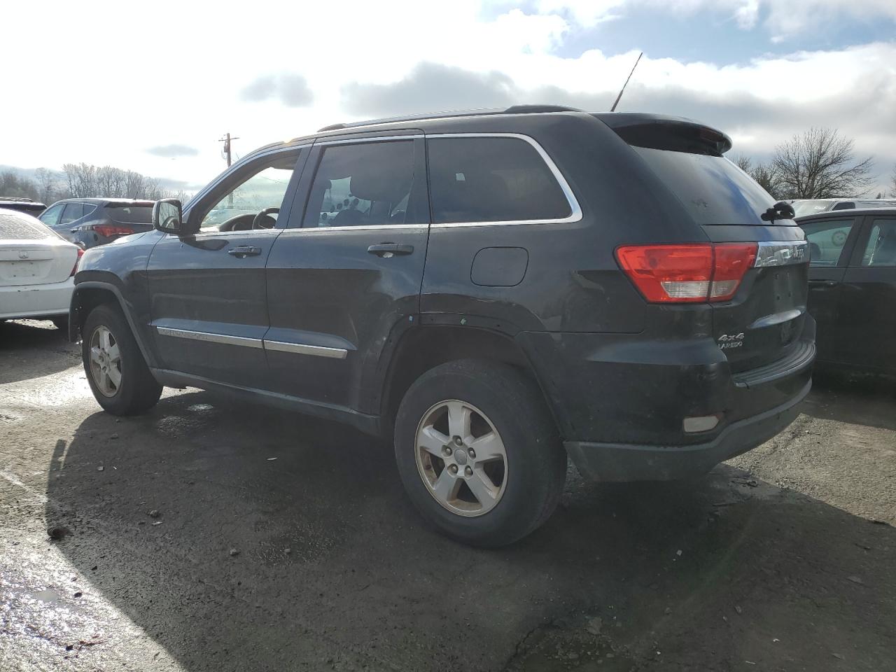 2011 Jeep Grand Cherokee - Image 2