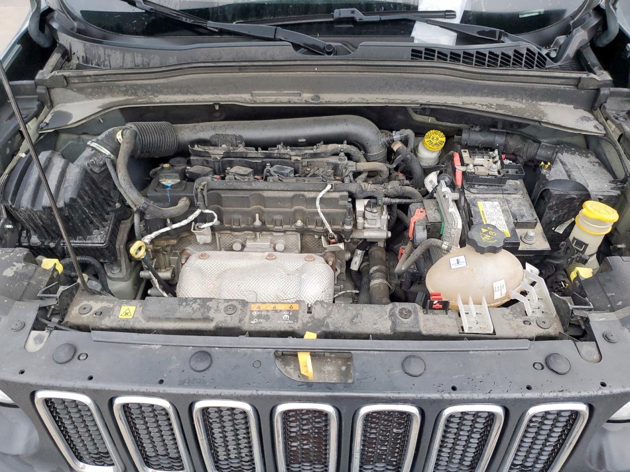 2018 Jeep Renegade - Image 11