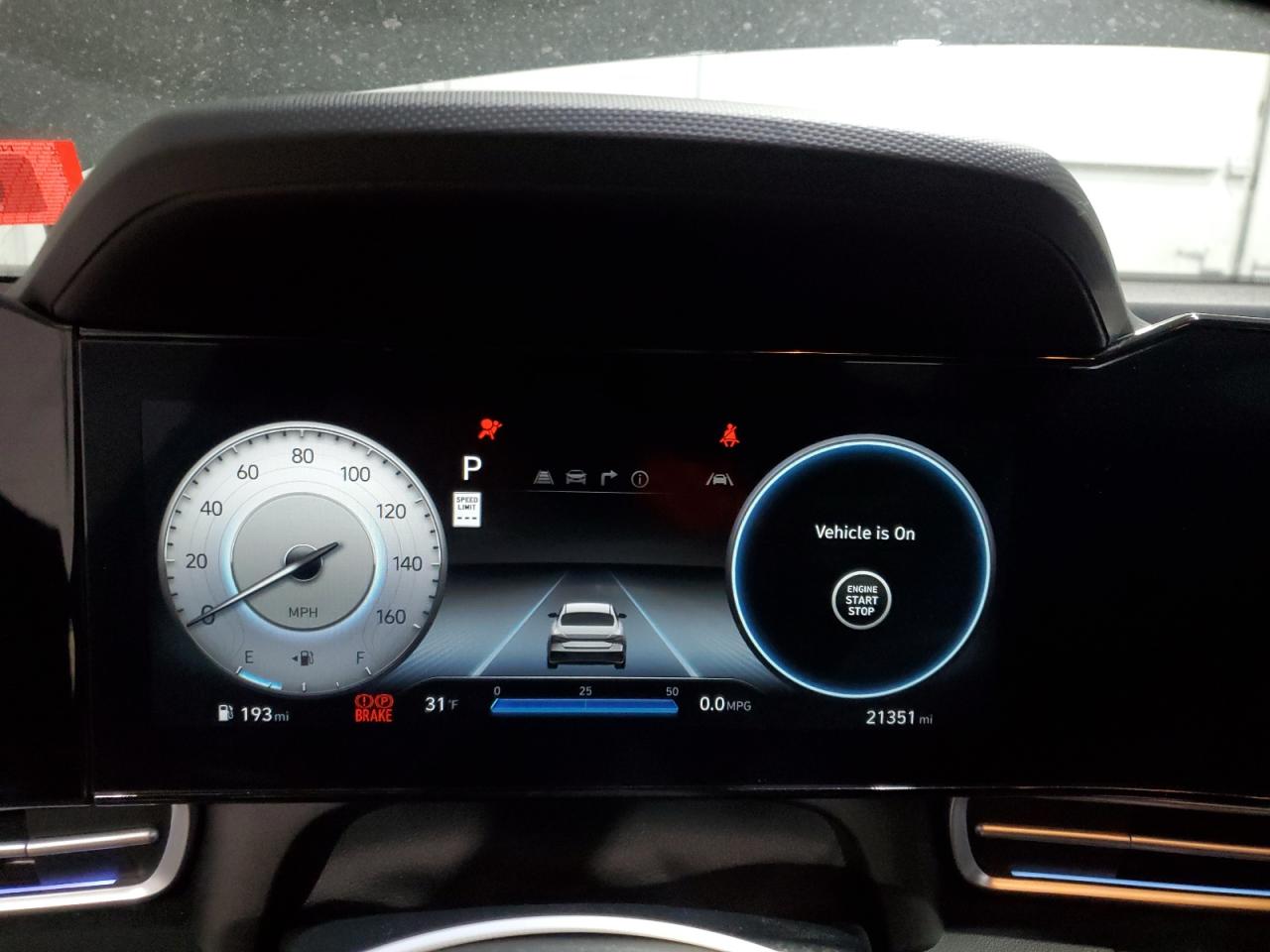 2024 Hyundai Elantra - Image 9