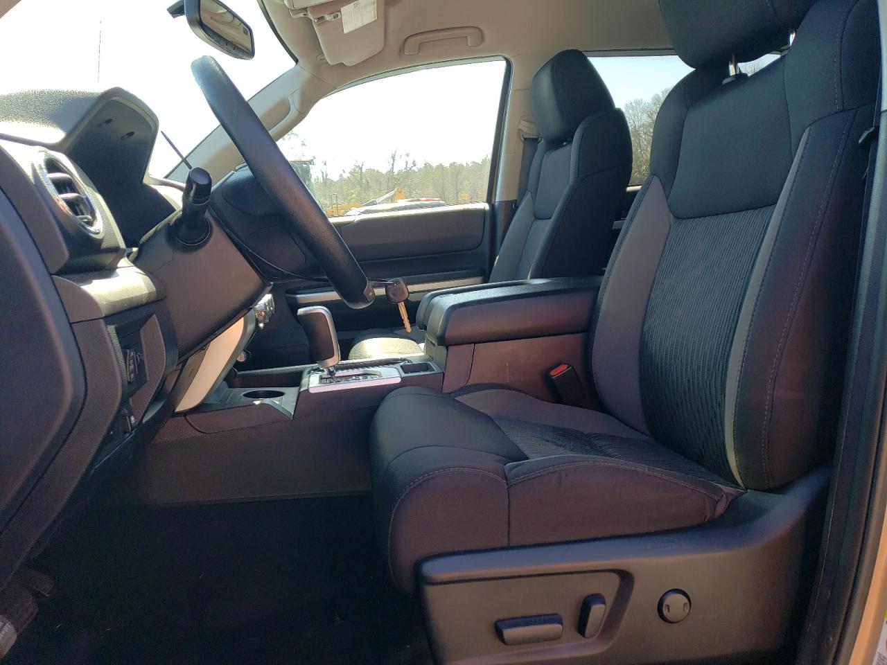 2017 Toyota Tundra - Image 7
