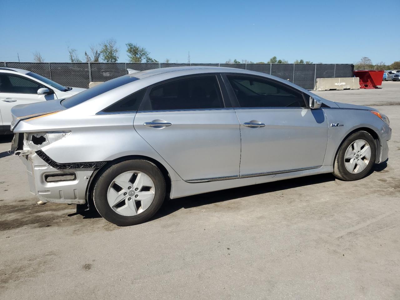 2012 Hyundai Sonata - Image 3