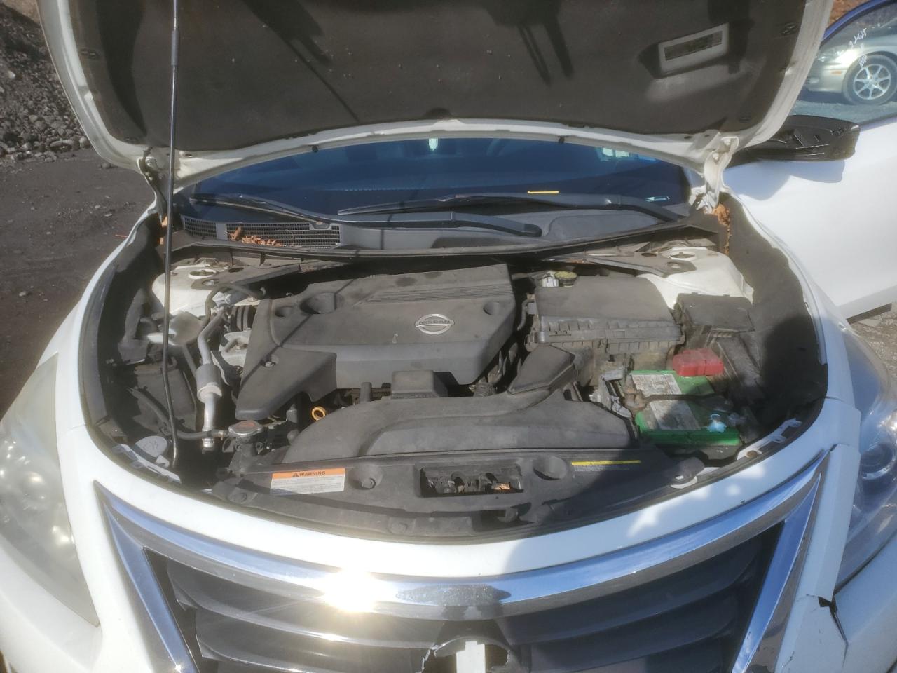 2015 Nissan Altima - Image 13