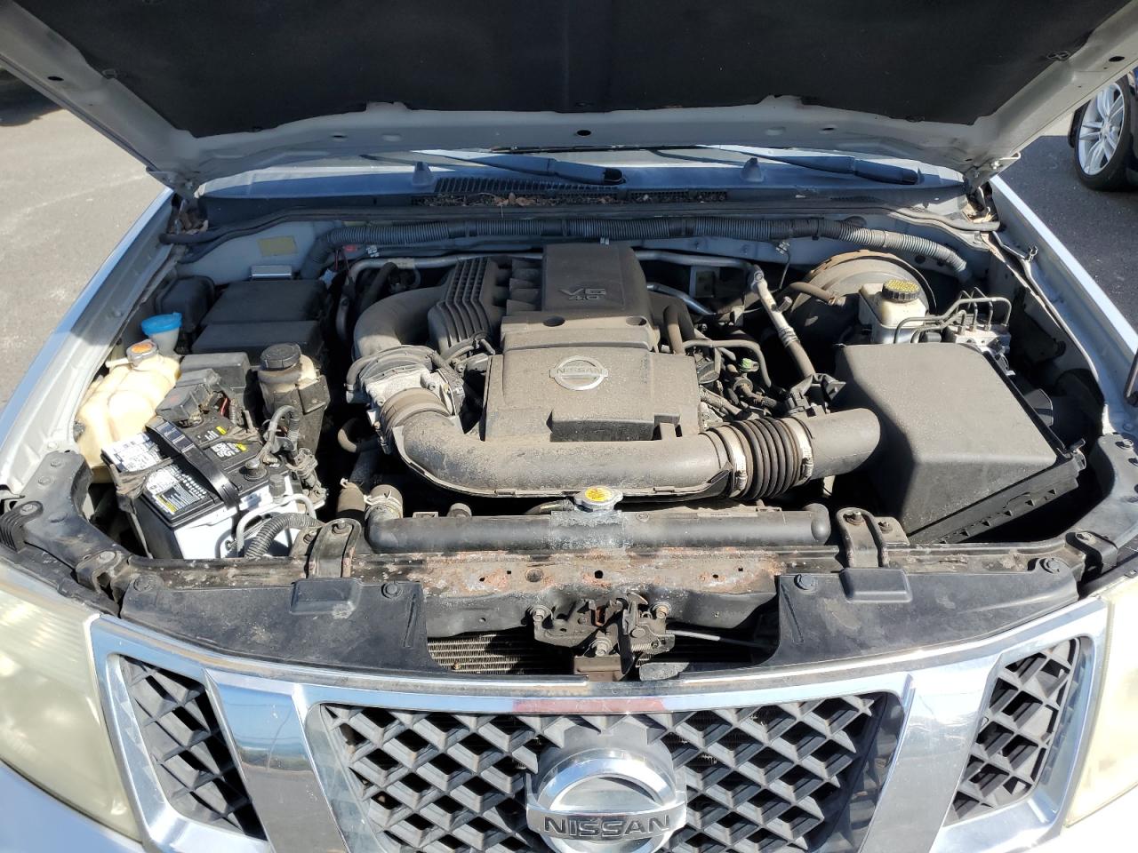 2010 Nissan Pathfinder - Image 12