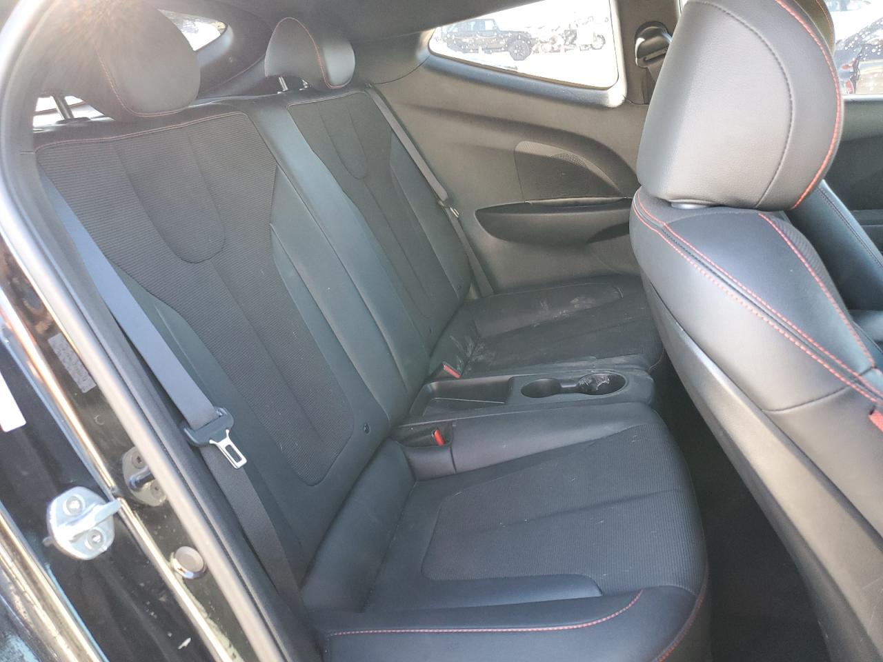 2020 Hyundai Veloster - Image 10