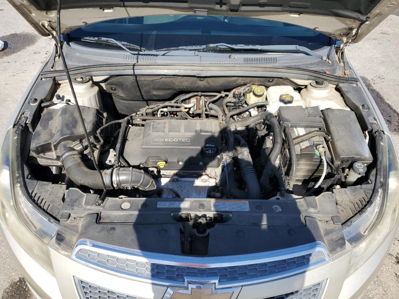 2012 Chevrolet Cruze - Image 11