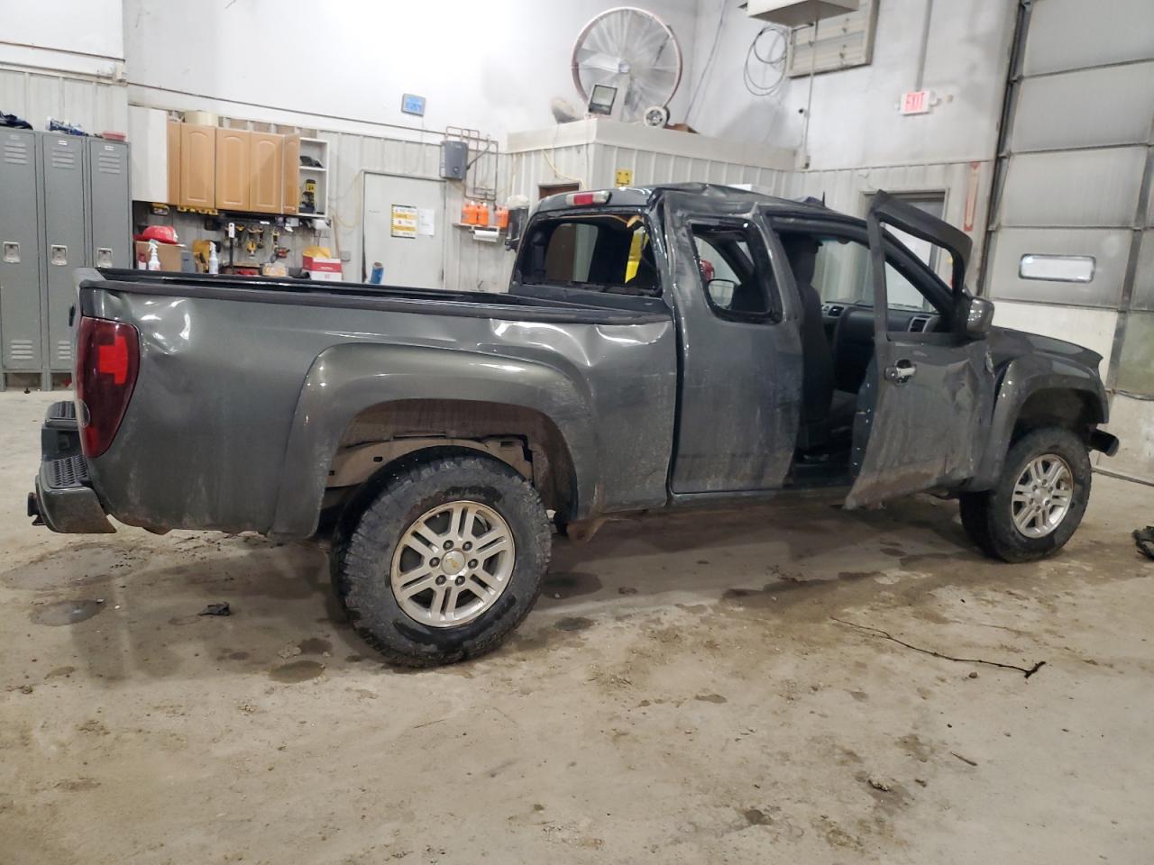 2011 Chevrolet Colorado - Image 3