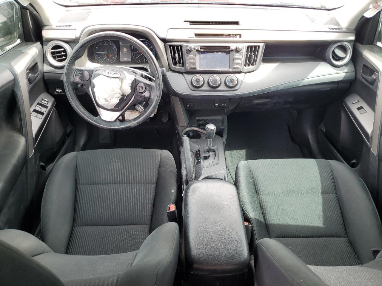 2018 Toyota RAV 4 - Image 8