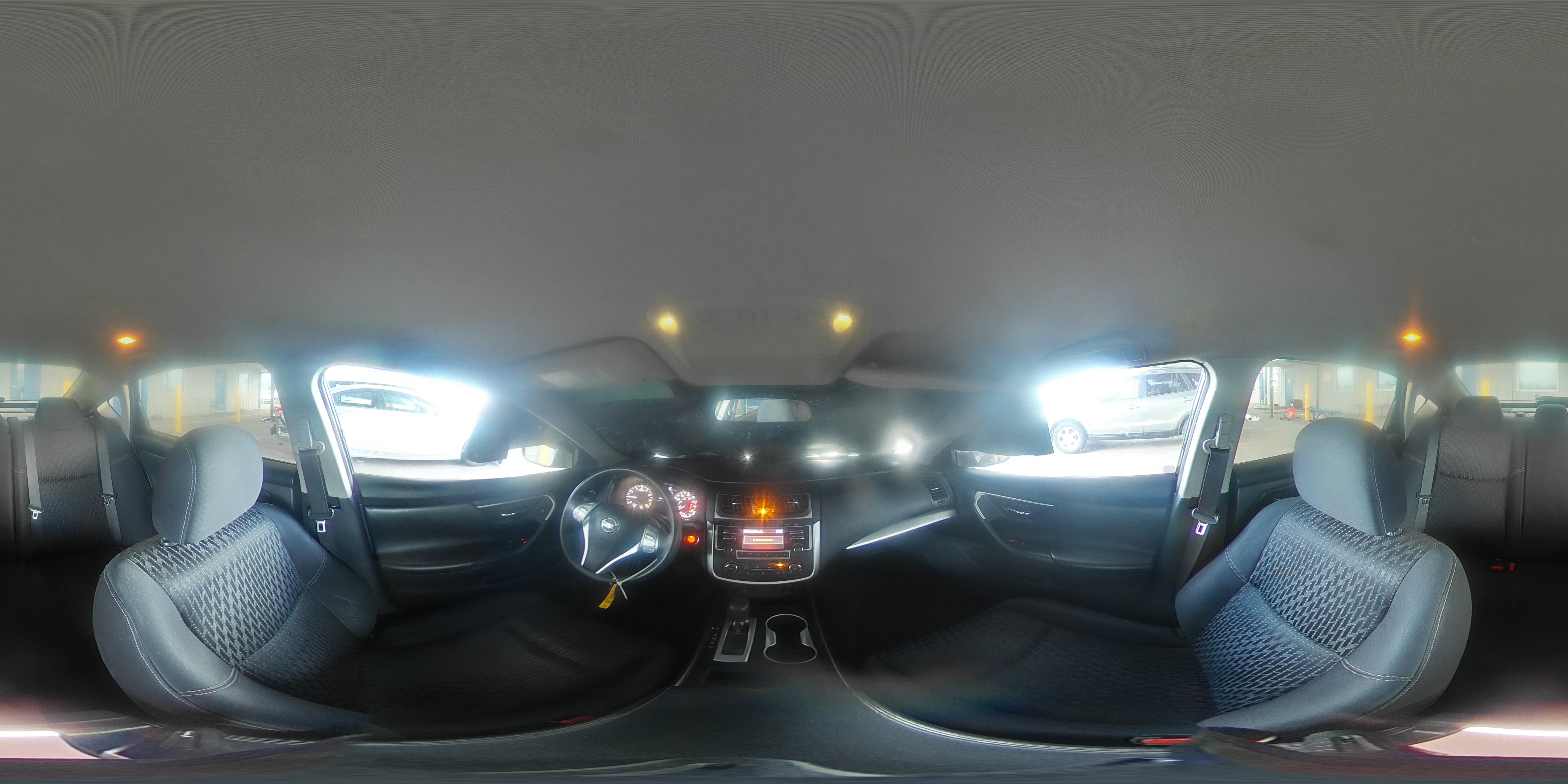 2016 Nissan Altima - Image 12