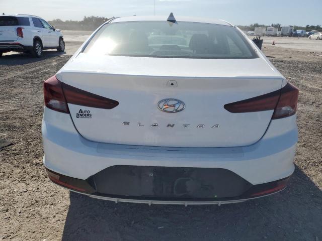  HYUNDAI ELANTRA 2019 Белый