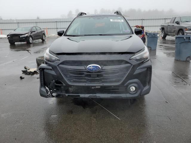  SUBARU OUTBACK 2023 Czarny